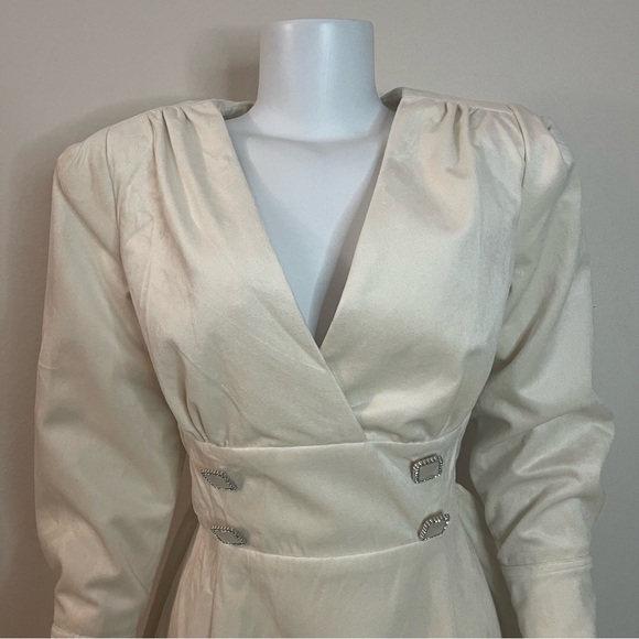 Cream velvet cutout blazer long sleeve  mini dress with buttons details - Picture 3 of 14